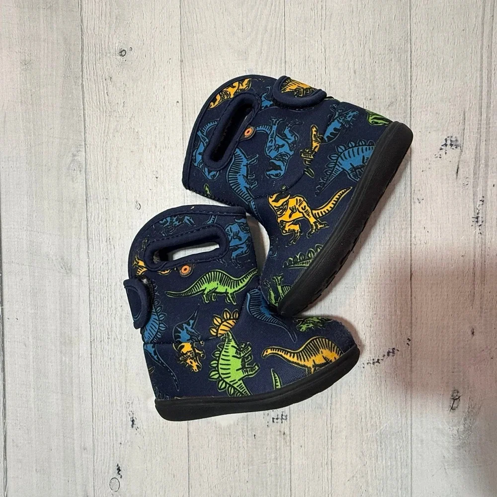 BOGs baby bogs toddler snow shoe boots dinosaur print little kids size 4